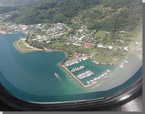 Uturoa mit seiner Marina